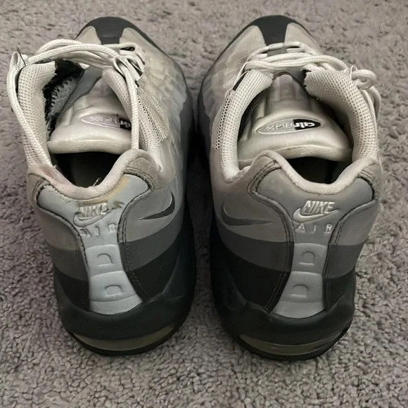 🔥AIRMAX 95 SIZE 10 - Picture 4 of 5